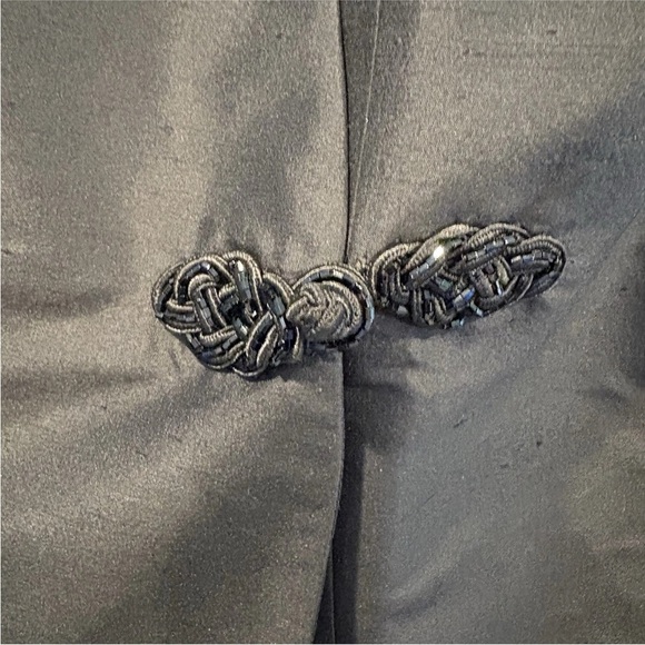 Bigio‎ Collection Black Silk Formal Blazer Jacket Beaded Clasp Womens 16 (F) - Picture 3 of 5